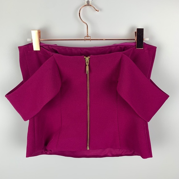 Express‎ Off the Shoulder Crop Top Fuchsia - Picture 6 of 8